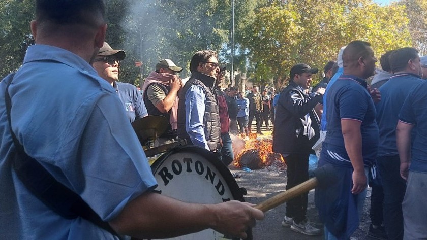 La Matanza: Paro y protestas tras el ataque a otro chofer de colectivos