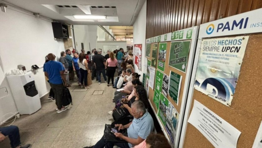 Médicos de cabecera de PAMi rechazan cobrar $2.100 por paciente y paran 72 horas