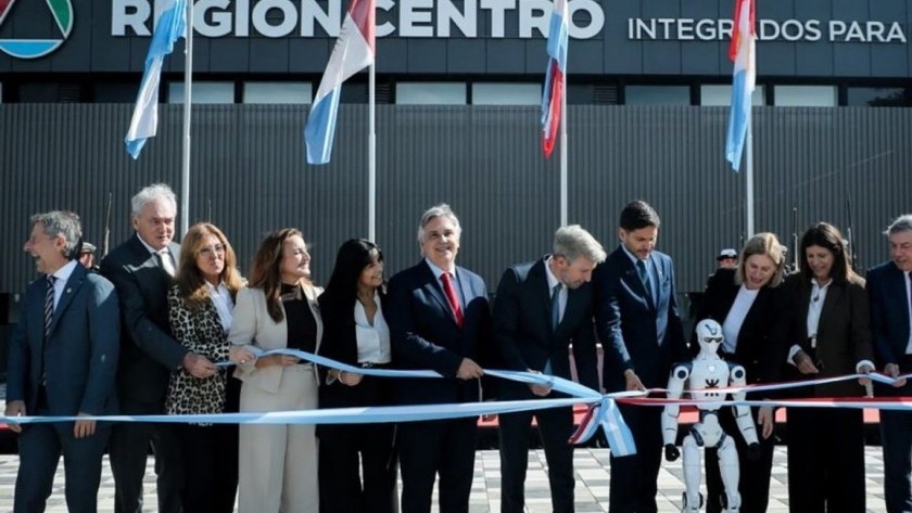 Llaryora, Pullaro y Frigerio le solicitaron al Gobierno la baja de retenciones agrícolas
